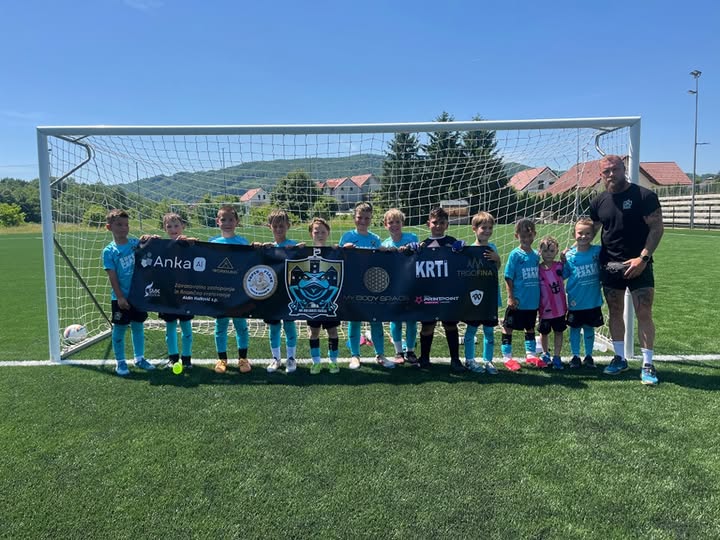 Mladi igralci NK Dolomiti Frogs